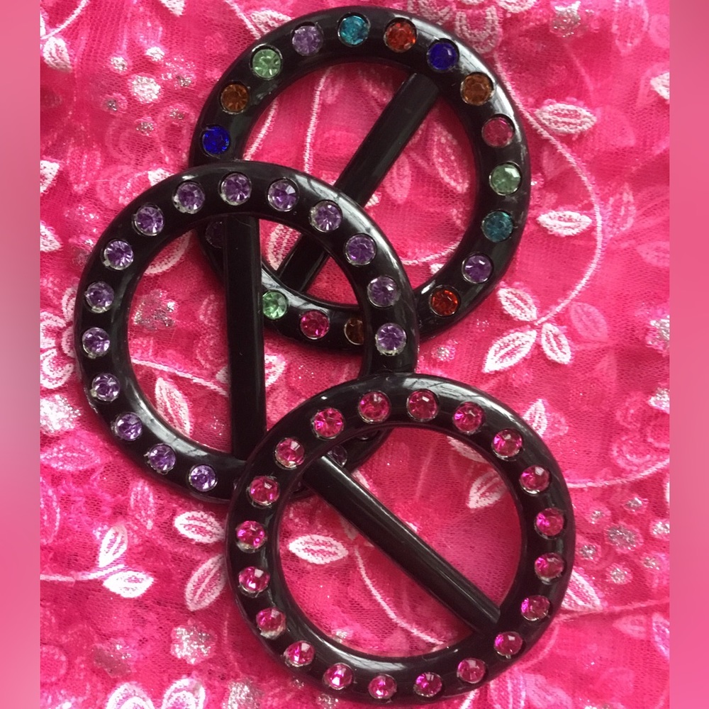 💖See new Listing💖 Retro 80’s vibe Pink Purple Multi Rhinestone T-shirt Scarf - Picture 4 of 5